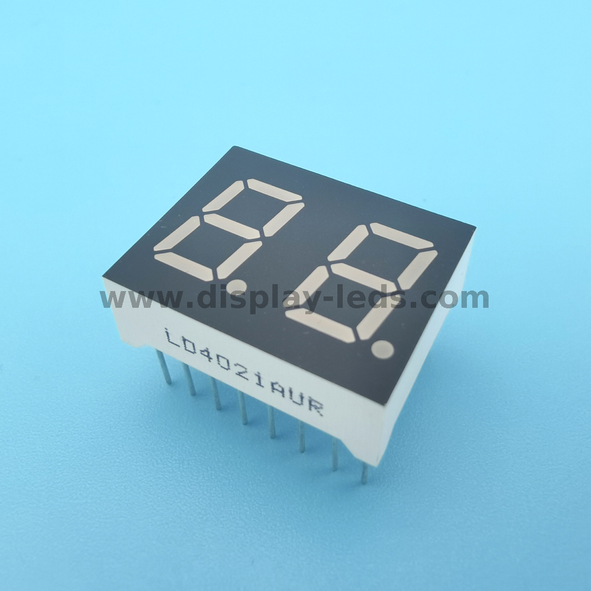 Serie LD4322A / B: pantalla de 0,4 pulgadas, 2 dígitos y 7 segmentos con circuito multiplex